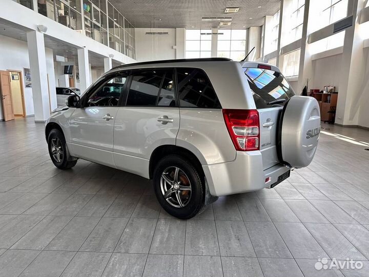 Suzuki Grand Vitara 2.0 МТ, 2011, 105 000 км