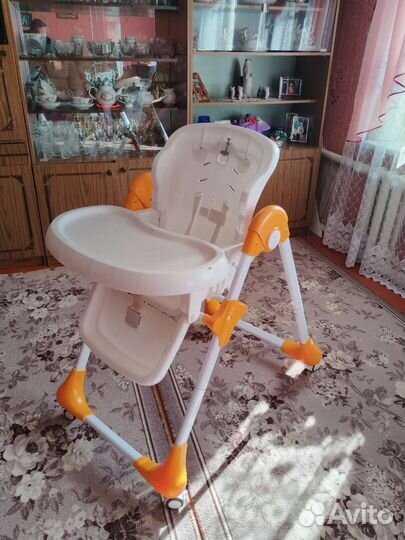 Стул для кормления