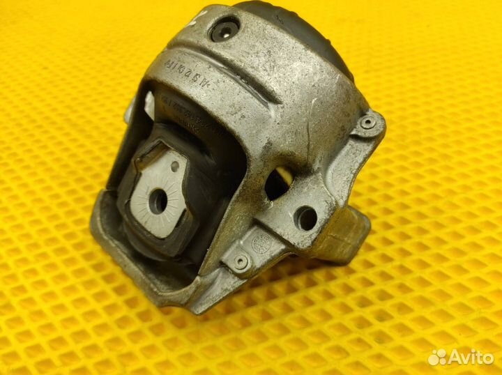 Подушка двигателя Audi A4 B8 cdnc 2.0 tfsi 2010