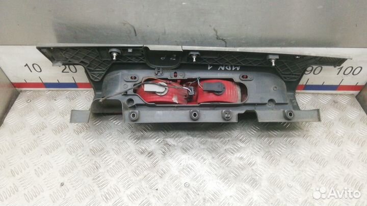 Фонарь задний правый Nissan Primastar рест. 2008