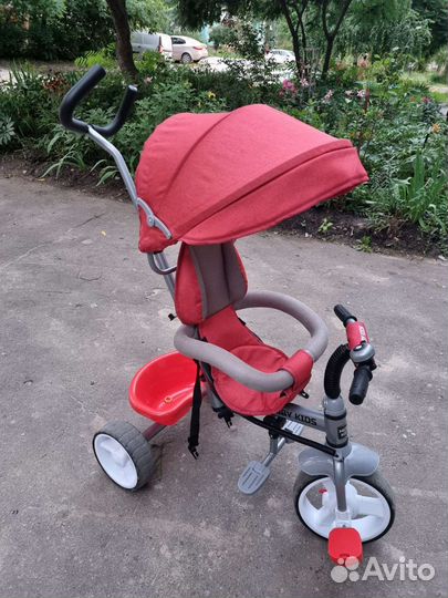 Трехколесный детский велосипед