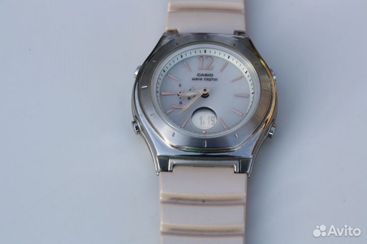 Разные часы от Casio кварц quartz