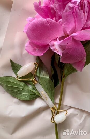 Массажный роллер натуральный камень