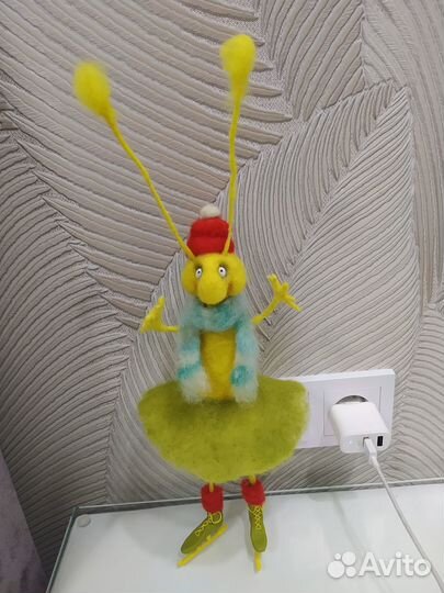 Букашки из валяной шерсти (сухое валяние)