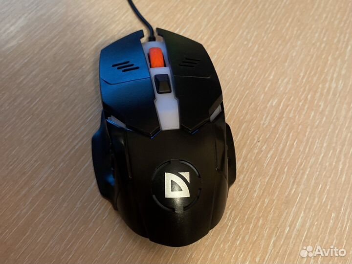 Игровая мышь с подсветкой черная