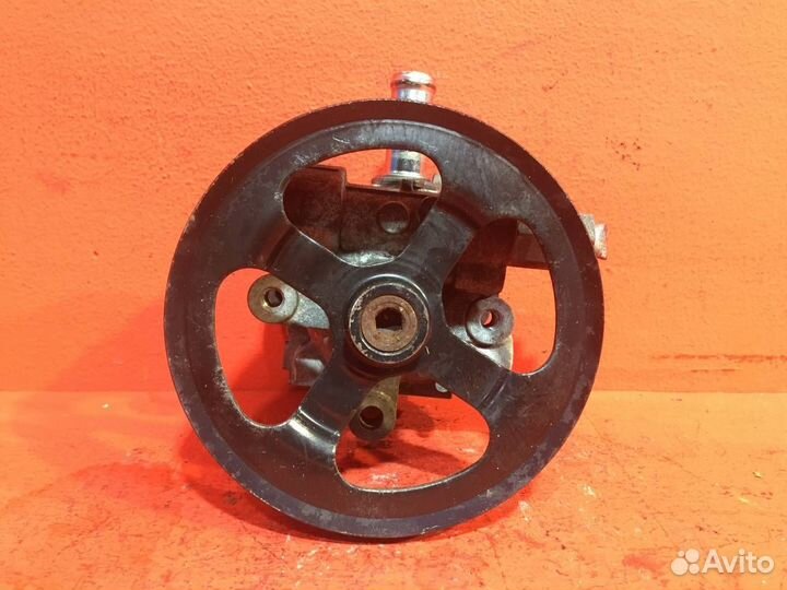 Насос гура для Dodge Caliber ECN, 2.0 (Б/У)