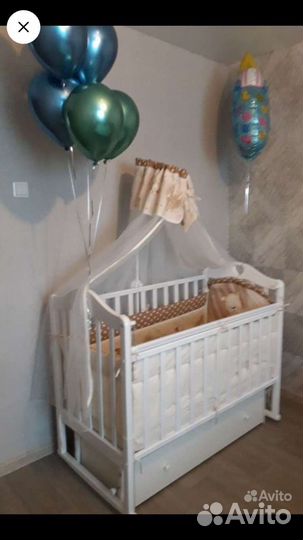 Бортики в кроватку с балдахином