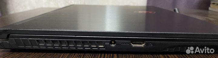 Игровой ноутбук msi GH65 thin 9SD