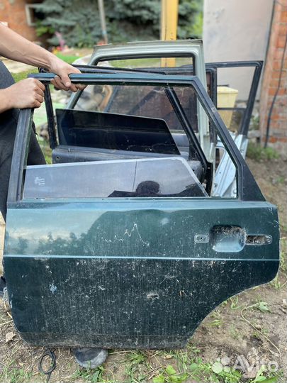 Дверь ваз 2114-09