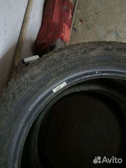 Goodyear Ultragrip 600 205/55 R16