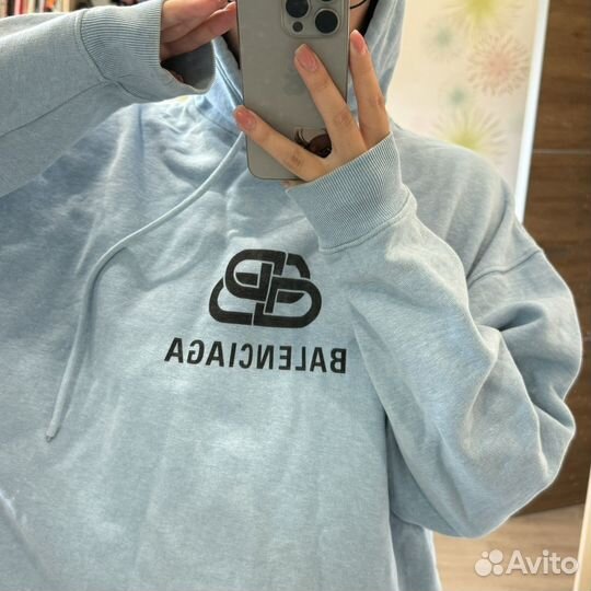 Balenciaga худи оригинал