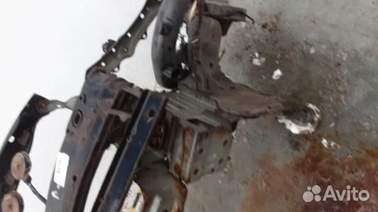 Передняя панель крепления облицовки (телевизор) to