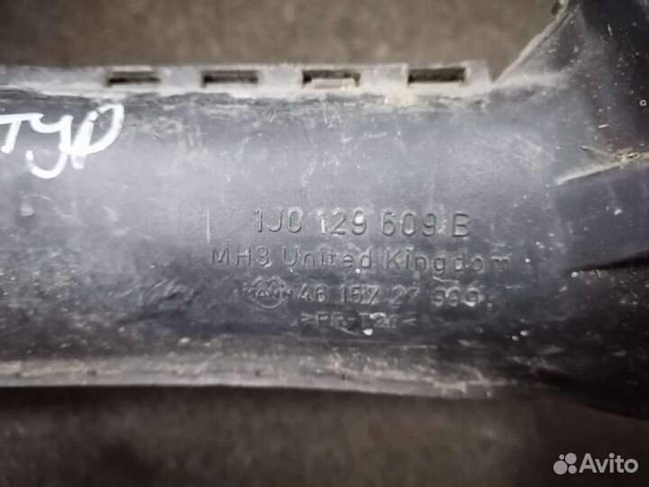 Патрубок воздушного фильтра Skoda Octavia a4