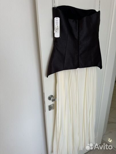 Платье женское новое 44