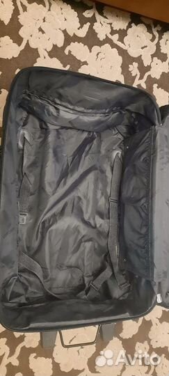 Чемодан на колесах