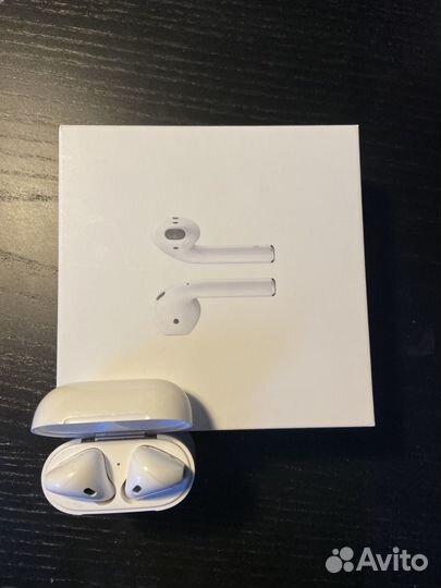 Беспроводные наушники apple AirPods