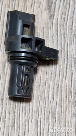 Датчик положения распредвала Mitsubishi Lanser 10