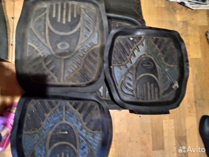 Автомобильные коврики резиновые 4шт