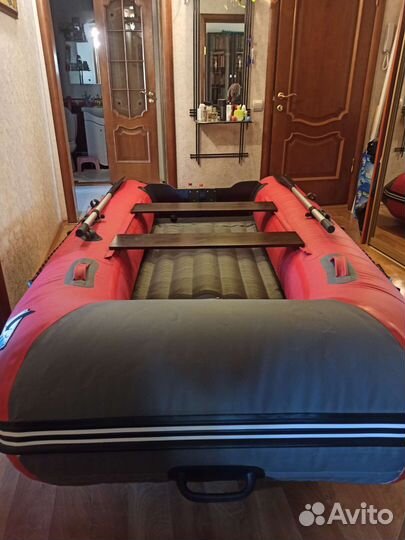 Надувная лодка Орка 305