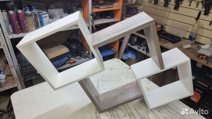 Полки настенные. Новые