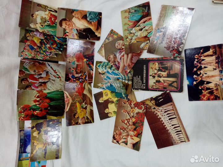 Наборы тематических открыток