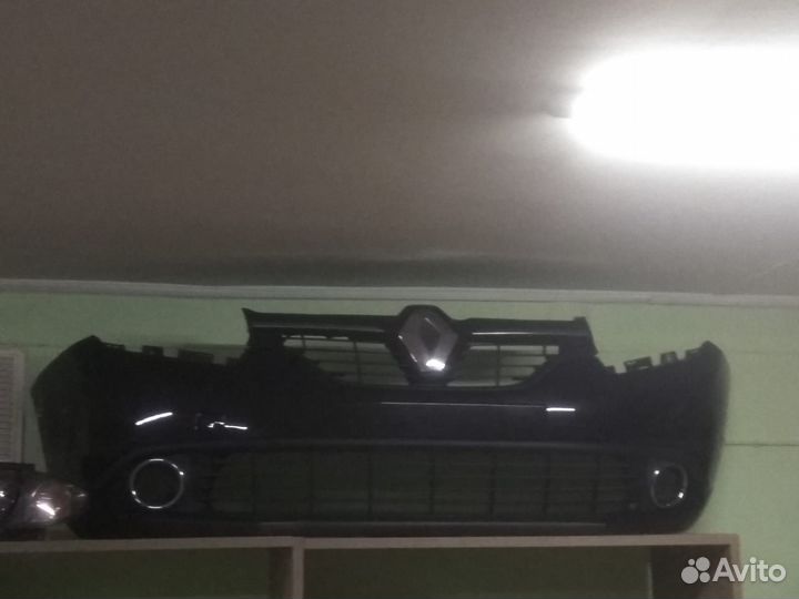 Бампер передний Рено Логан / Сандеро 2