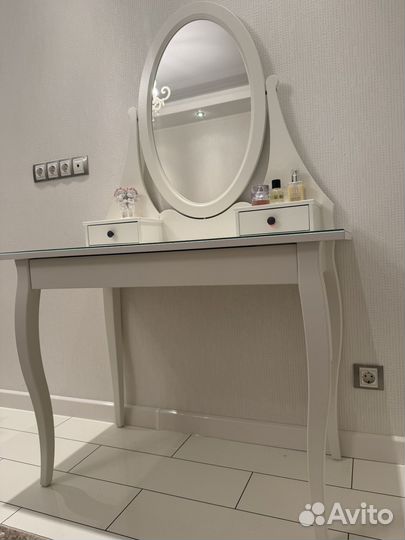 Туалетный столик IKEA хемнэс