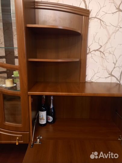 Продам мебель стенку