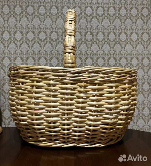 Корзина плетеная