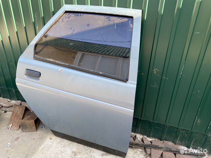 Двери ваз 2110