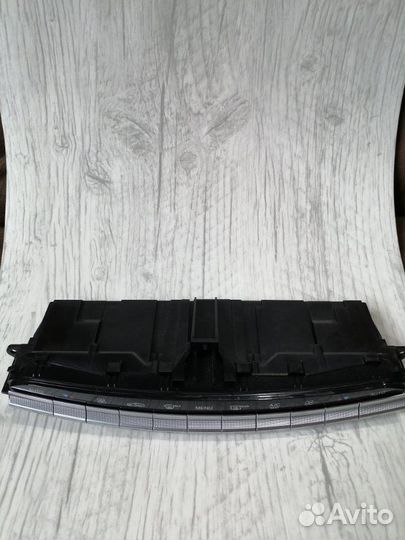 Блок управления климат-контролем Mercedes W222