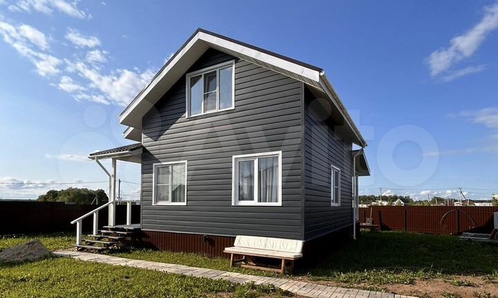 Дом 132 м² на участке 7,6 сот.