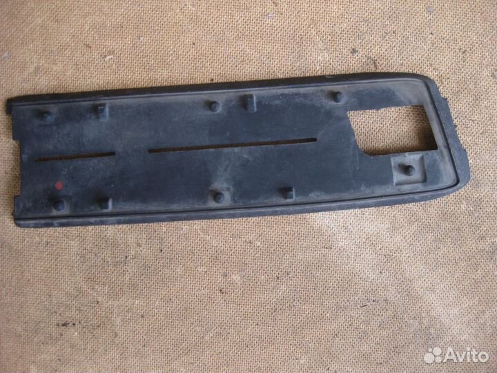 Резинка под молдинг Suzuki Grand Vitara