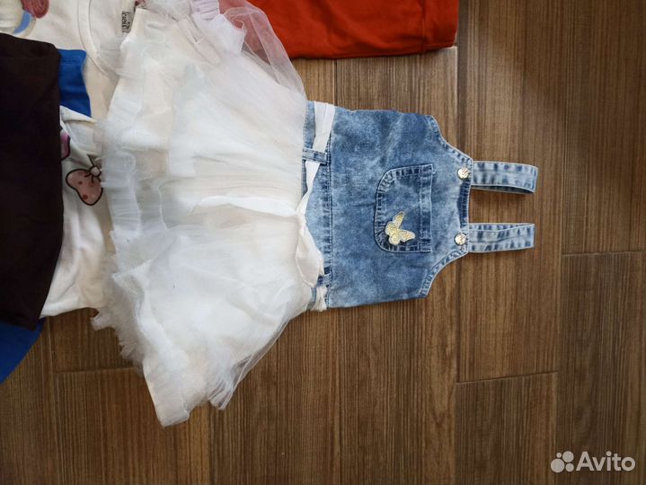 Пакет одежды для девочки на1-2 года