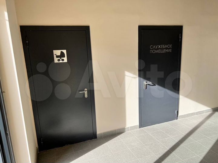 3-к. квартира, 90,5 м², 2/5 эт.