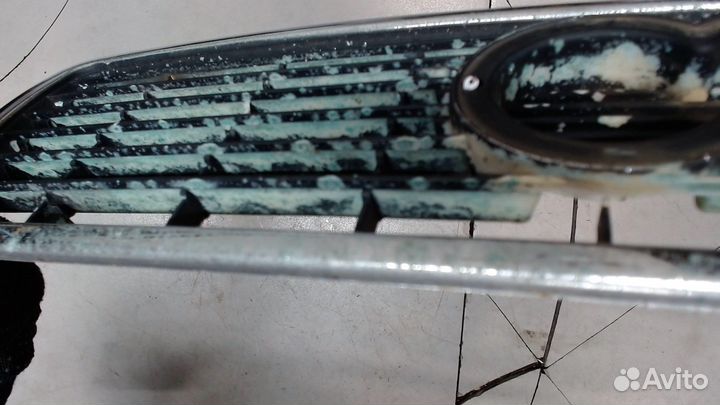 Решетка радиатора Audi 80 (B4), 1993