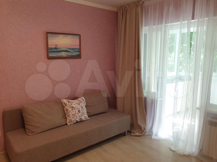 1-к. квартира, 33 м², 1/4 эт.