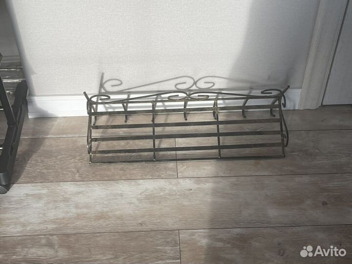 Вешалка-настенная кованная