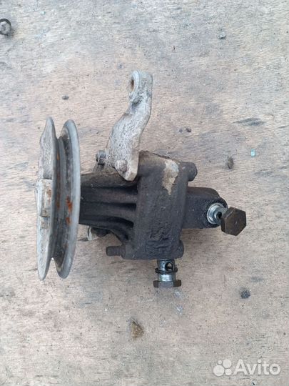 Насос Гура Ауди 80 б3