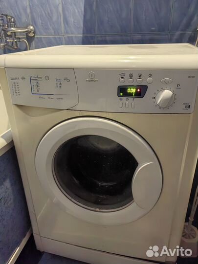 Производитель: Indesit Модель: WIE 107 X