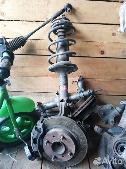 Стойка в сборе на nissan ad wingroad 4 wd