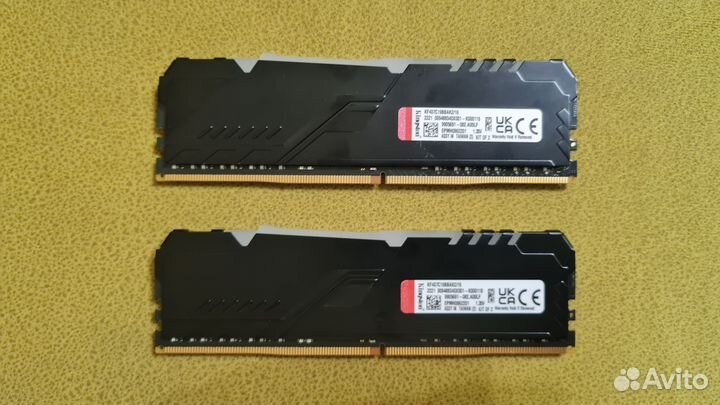 Оперативная память ddr4 kingston fury RGB 2x8gb