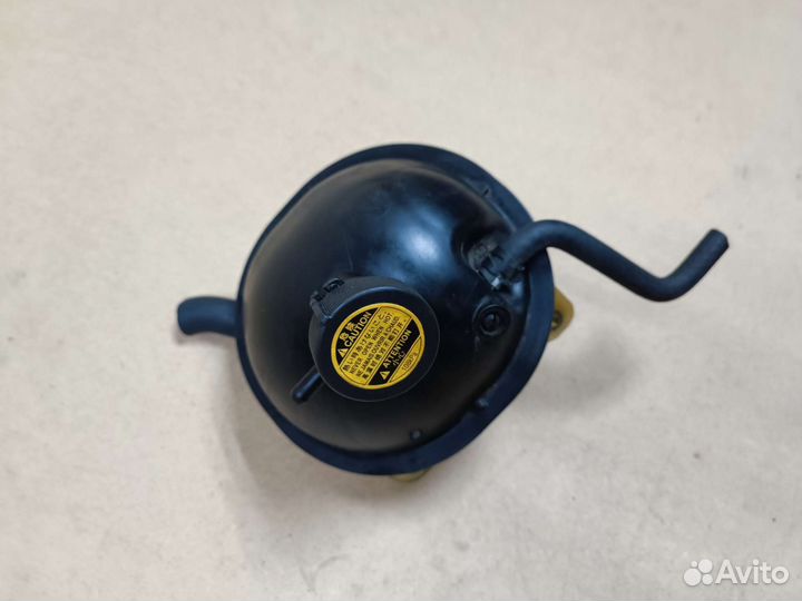 Расширительный бачок Toyota Corolla e120 Оригинал