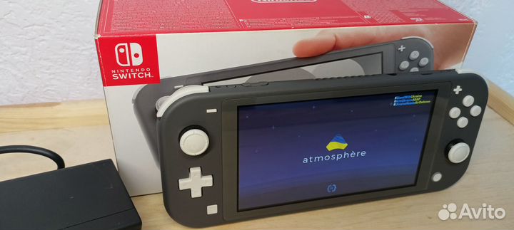 Прошитая Nintendo switch lite с картой памяти наст