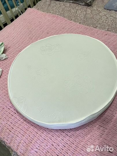 Матрас в круглую кроватку