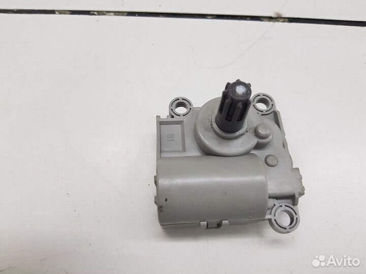 Моторчик привода заслонок (Genesis G70)