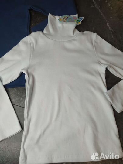 Водолазки новые 6-12 лет