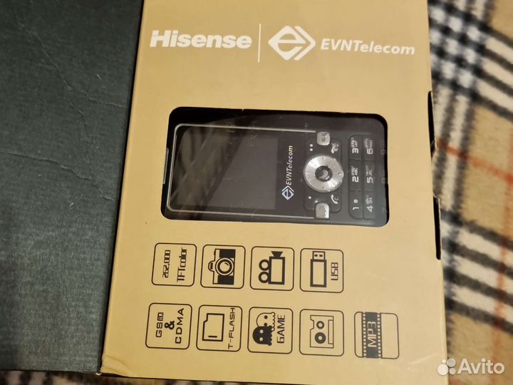 Телефон Hisense D816