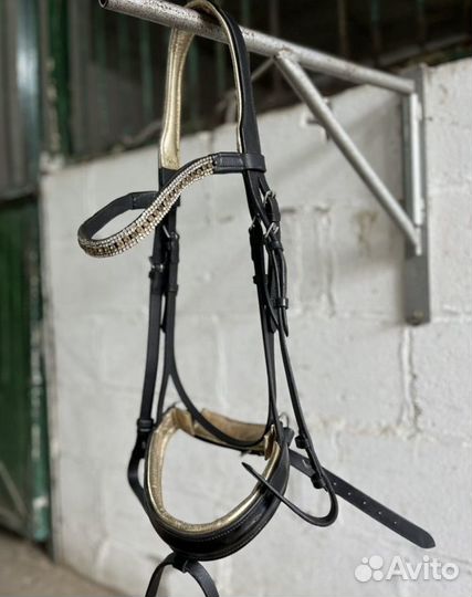 Оголовье для лошади
