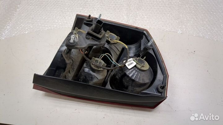 Фонарь (задний) Chrysler 300C, 2008